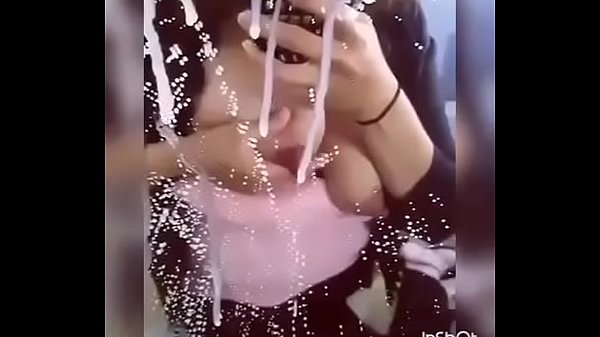 Desi aunty milk boobies