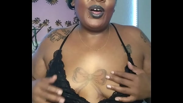 BBW FEMDOM ARROGANTGODDESS in High Stilettos