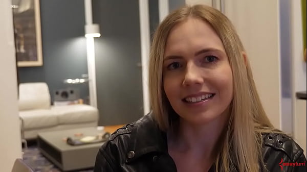 Piss drinking assylum sub honey booty fucked